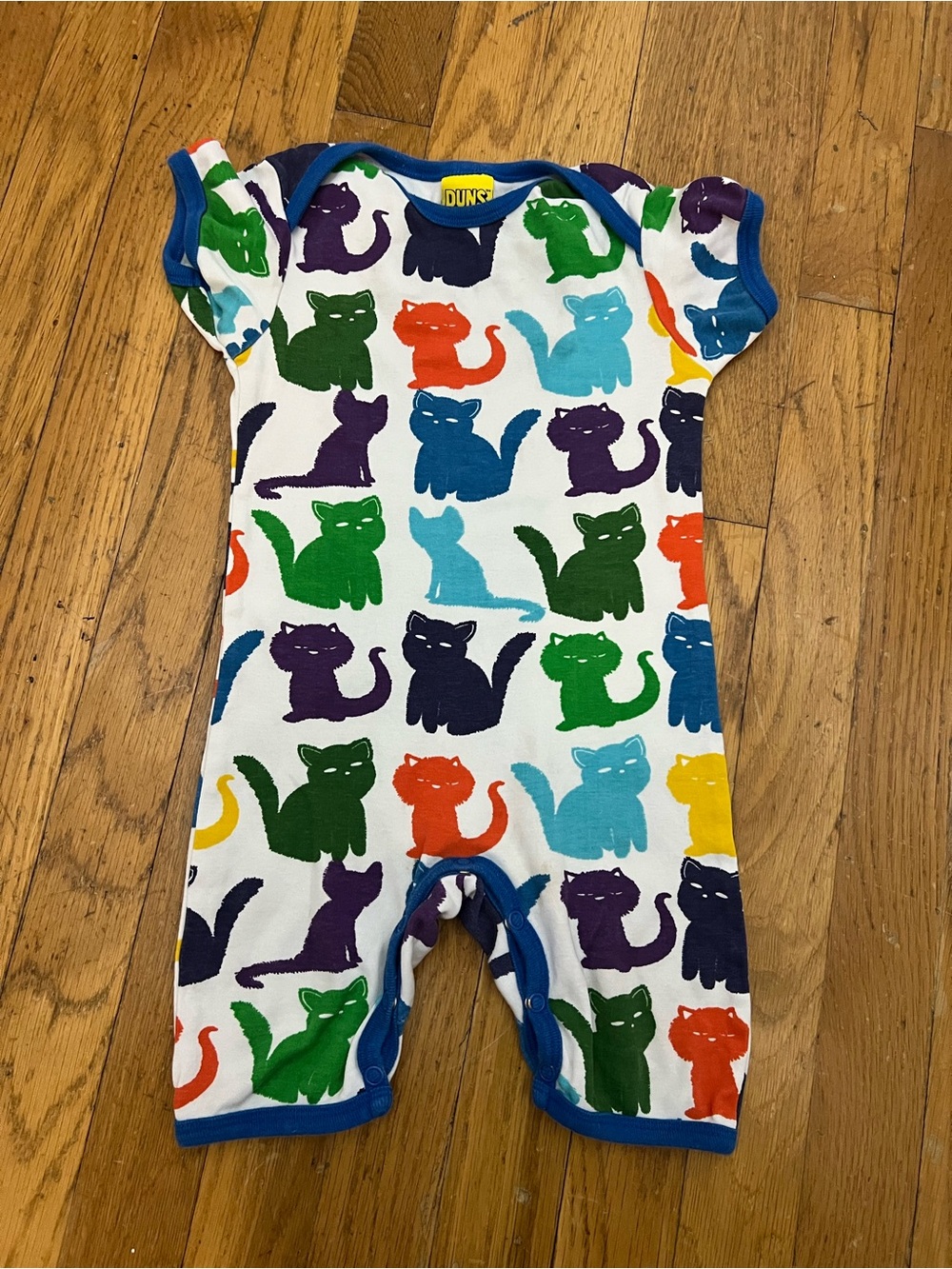 Duns Sweden Rainbow Cats Short Romper 12-18mo